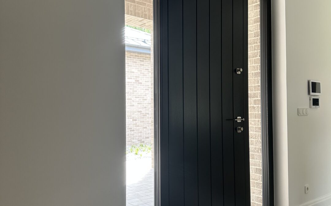 Drewniane drzwi wejściowe