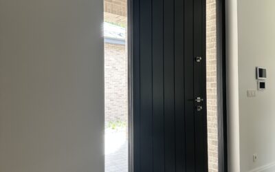 Drewniane drzwi wejściowe